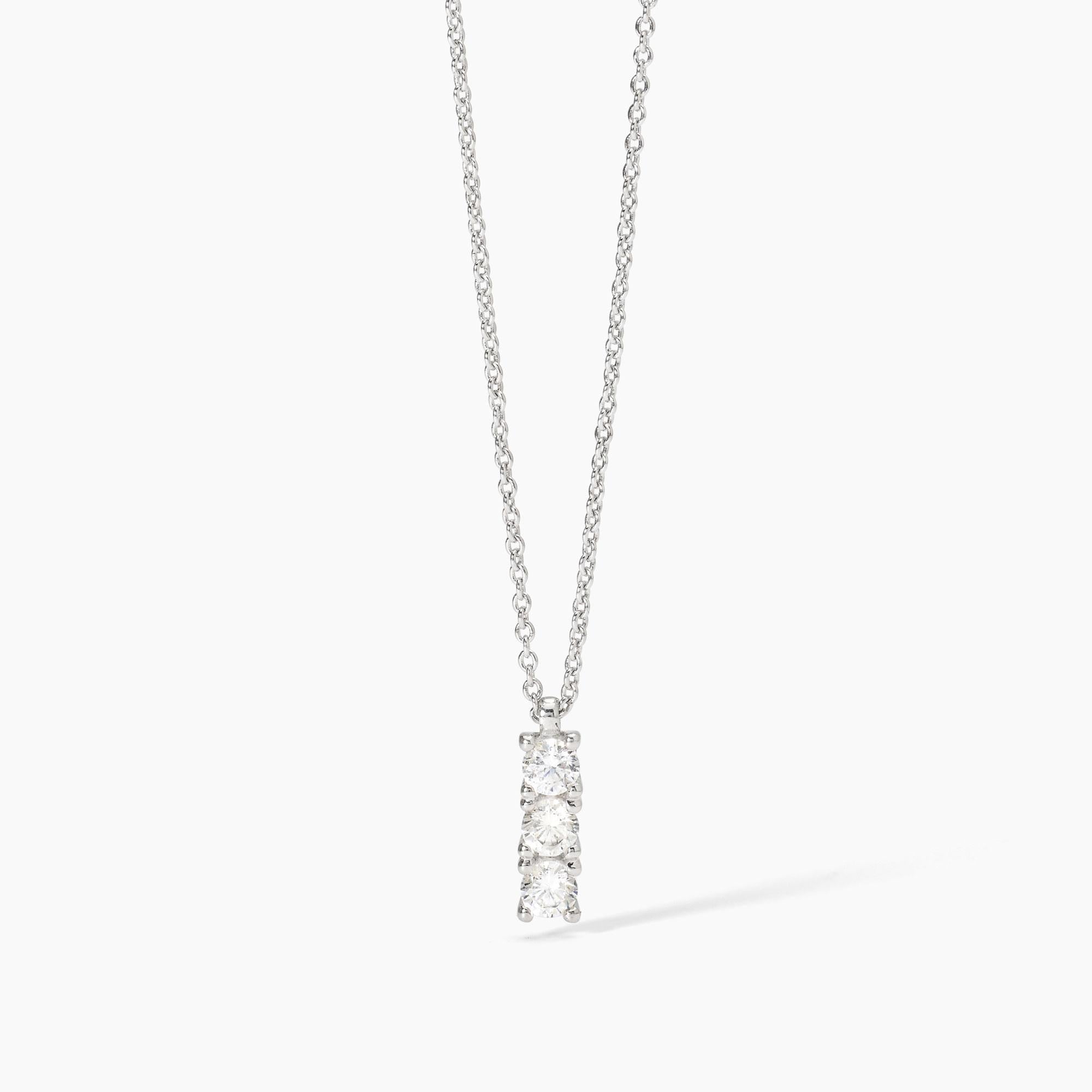 Girocollo Mabina in argento con trilogi di zirconi