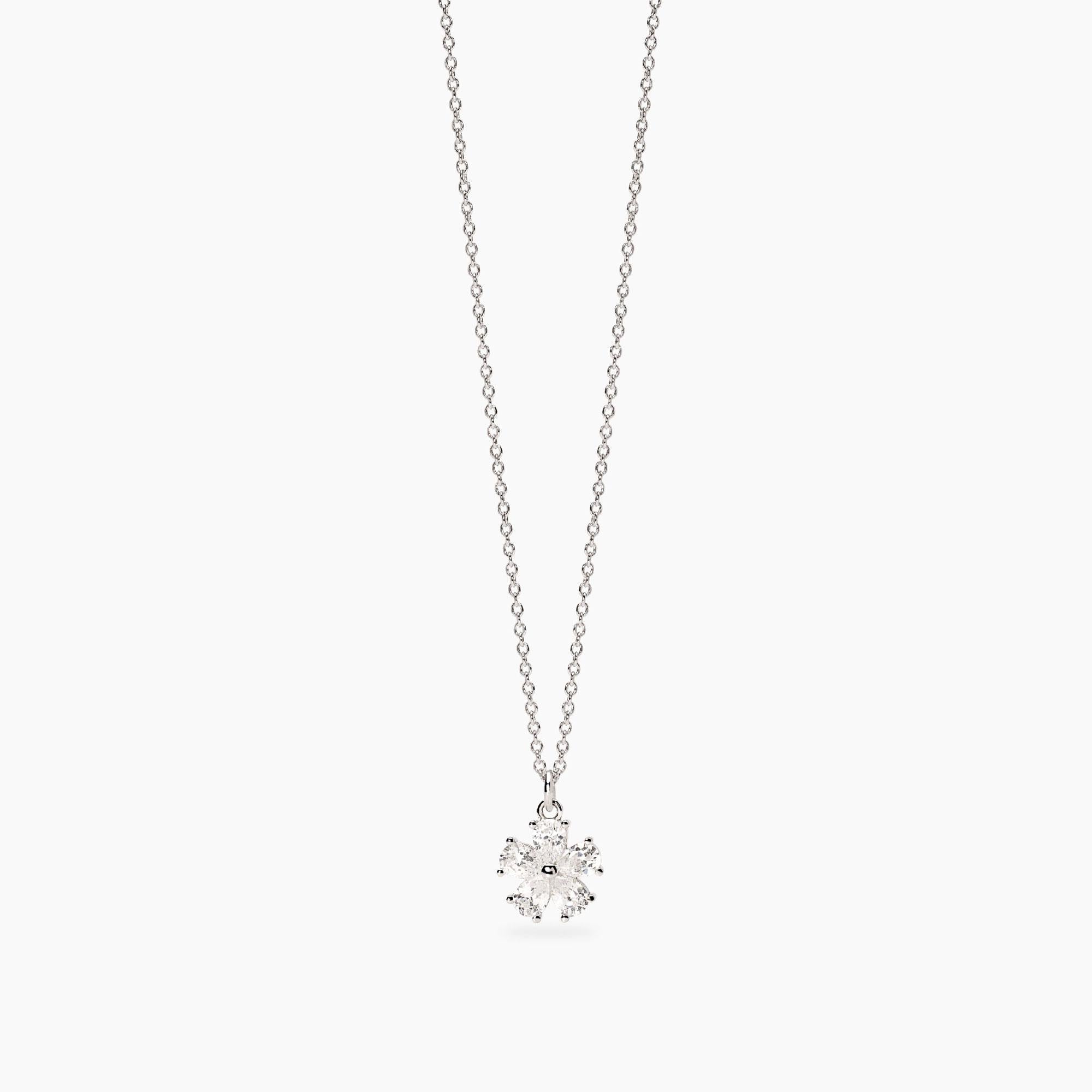 Collana Mabina in argento con fiore di zirconi bianchi