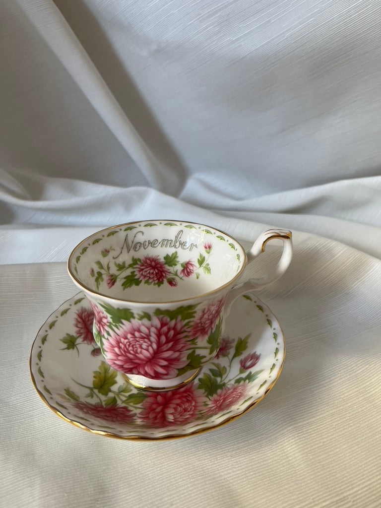 Tazza da tè Royal Albert novembre